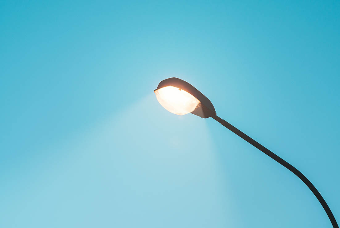 Poner límite al precio de la luz